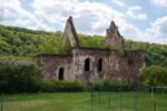 У с. Нирків можуть відновити костел та палац 17 століття