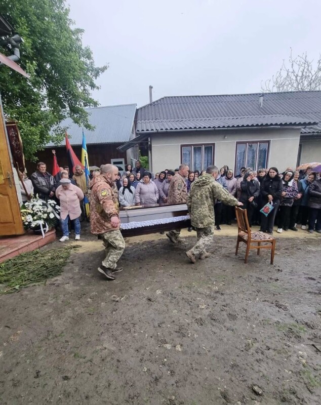 Олег Петрица