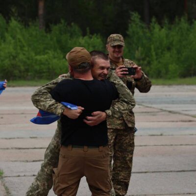 повернулись з полону