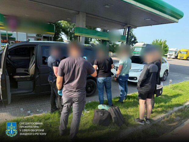 незаконне зняття з військового обліку