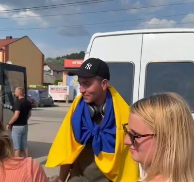 захисник