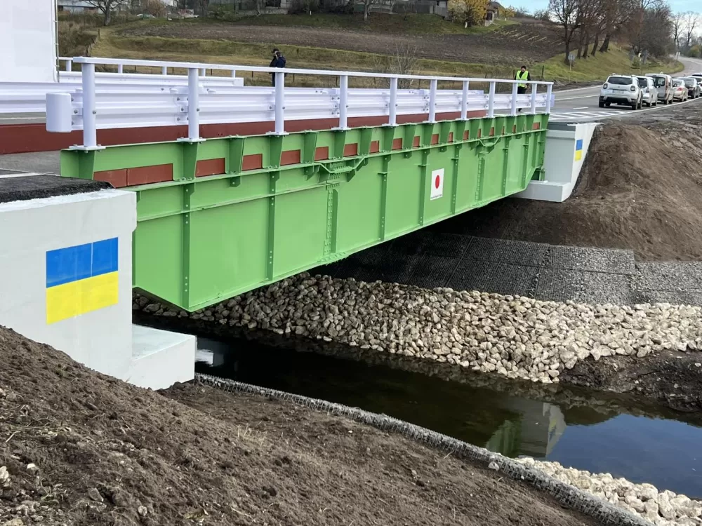 міст Чернихівці