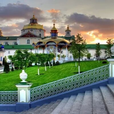 Свято-Успенська Почаївська Лавра