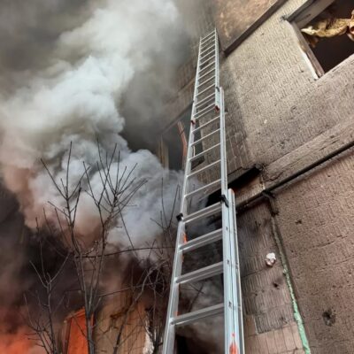 15 квітня Атака