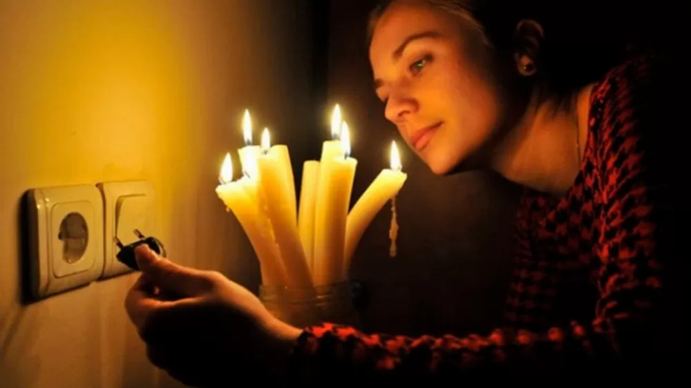 без світла тисячі людей