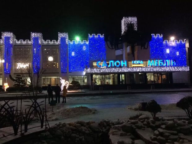 меблева фабрика нова