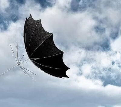 сильний вітер