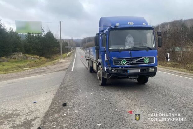 вантажівка