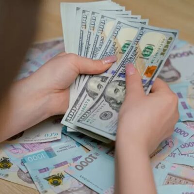 курс долара