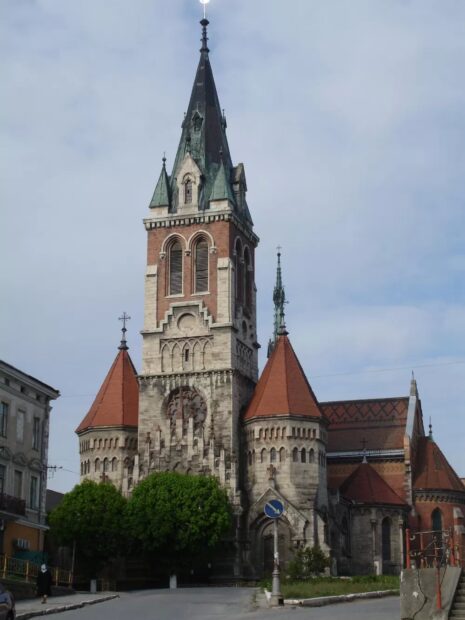 Костел святого Станіслава (м. Чортків)