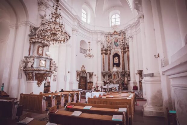 Костел Святої Трійці (смт Микулинці)