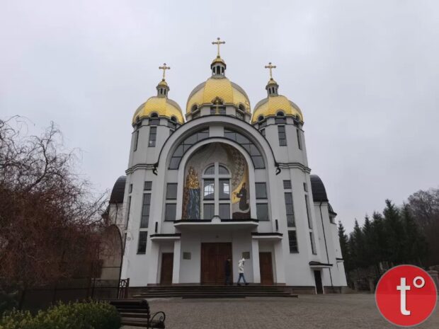 Марійський духовний центр «Зарваниця» (с. Зарваниця)
