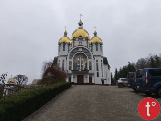 Марійський духовний центр «Зарваниця» (с. Зарваниця)