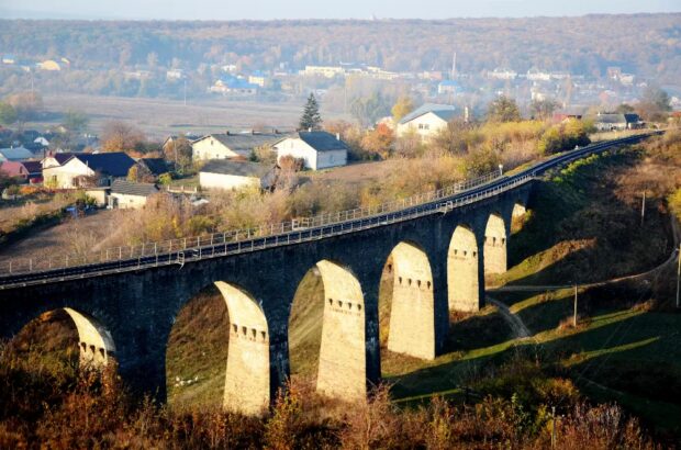 Плебанівський віадук