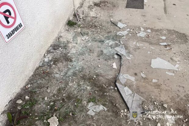 розбите вікно