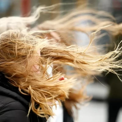 поривчастий вітер