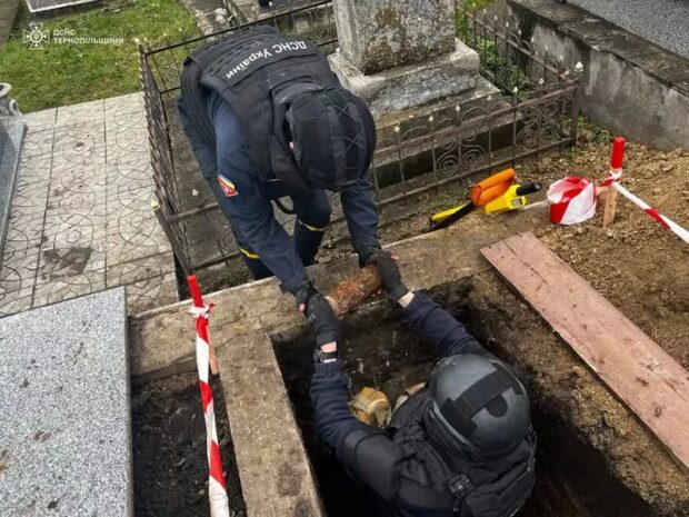 боєприпаси