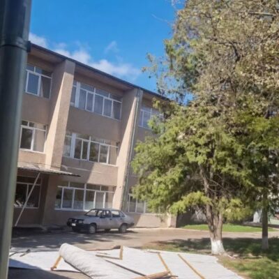 зірвало дах в лікарні в Підволочиську