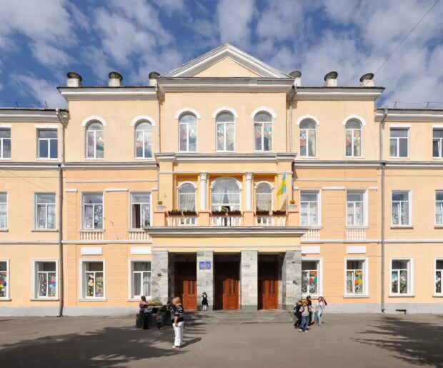 Тернопільська спеціалізована школа № 5