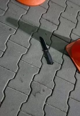 ніж