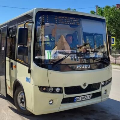 автобус Чортків