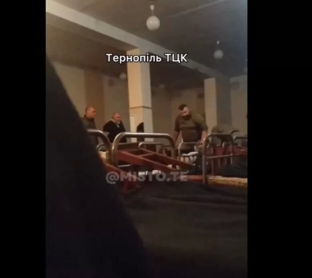 побиття у тернопільському військкоматі ТЦК