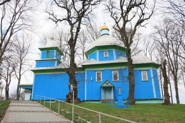 церква