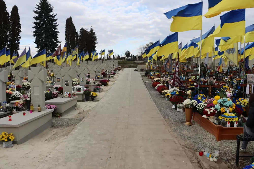 пантеон героїв тернопіль