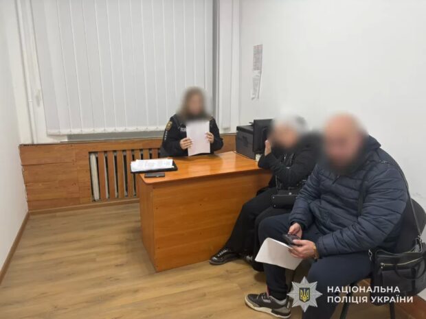 У Чорткові судитимуть жінку, яка побила працівницю кав’ярні через запізнення